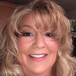 Meet your Posher, Kendra